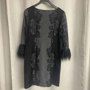 BLACK GRAY HOLIDAY PARTY DRESS. FAUX FUR CUFFS. FLORAL PRINT. LONG SLEEVE small